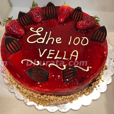 Strawberry cake