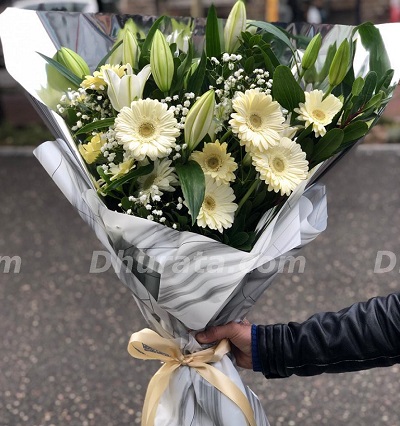 Buqete me gerbera dhe zambake