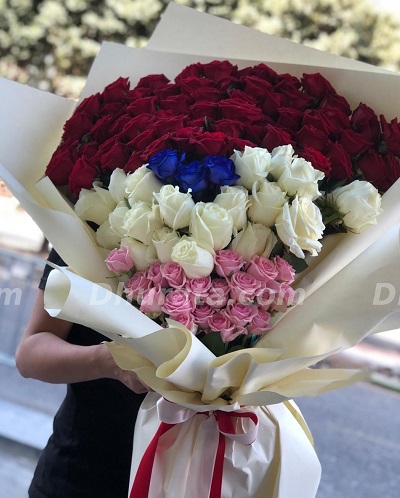 Buqete me 120 trendafila