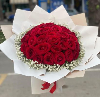 Bouquet of 50 red roses