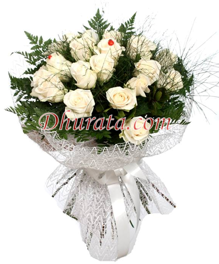 Bouquet of 24 white roses