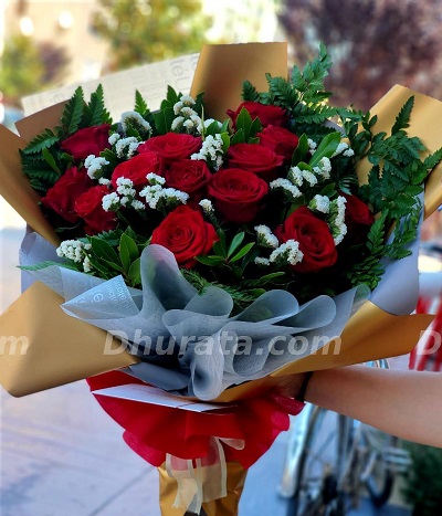 Bouquet of 15 red roses