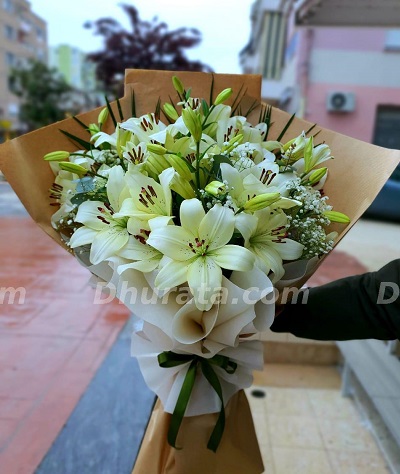 Bouquet of 7 lilies