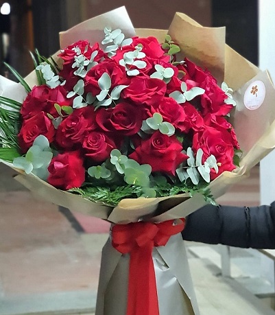 Bouquet of 30 red roses