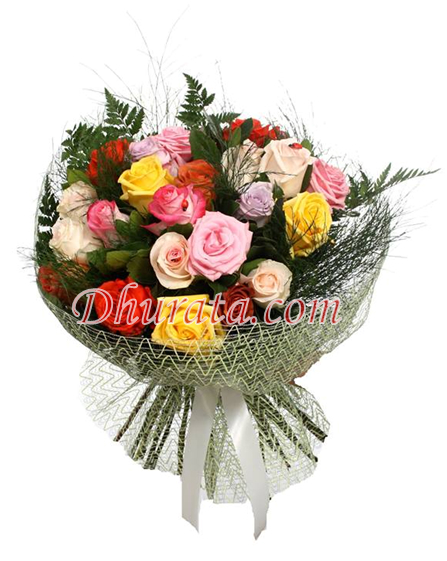 Bouquet of 24 multicolored roses